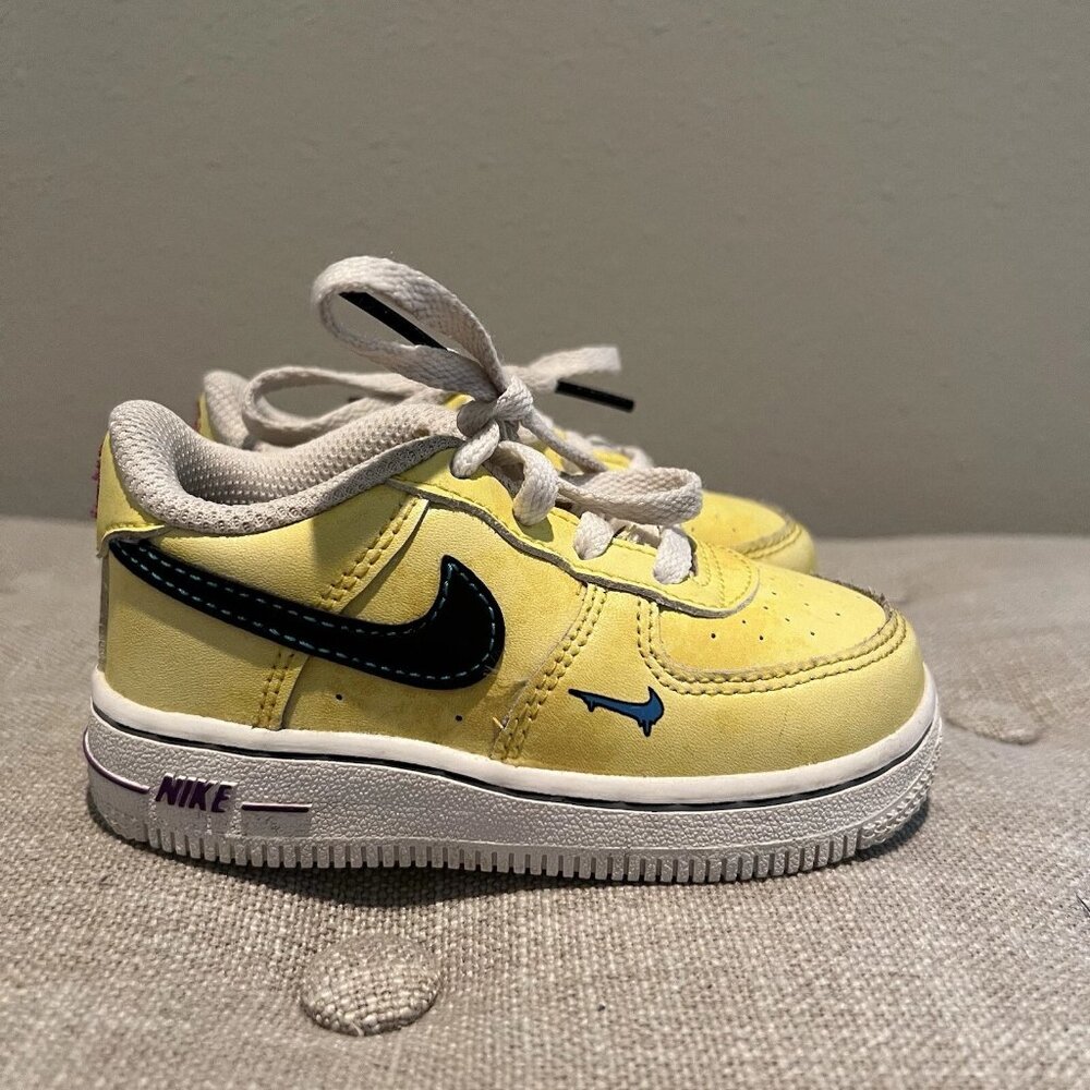 Nike Air Force 1 Kids 6.5C Yellow “Peace Love Basketball” DC7322-700